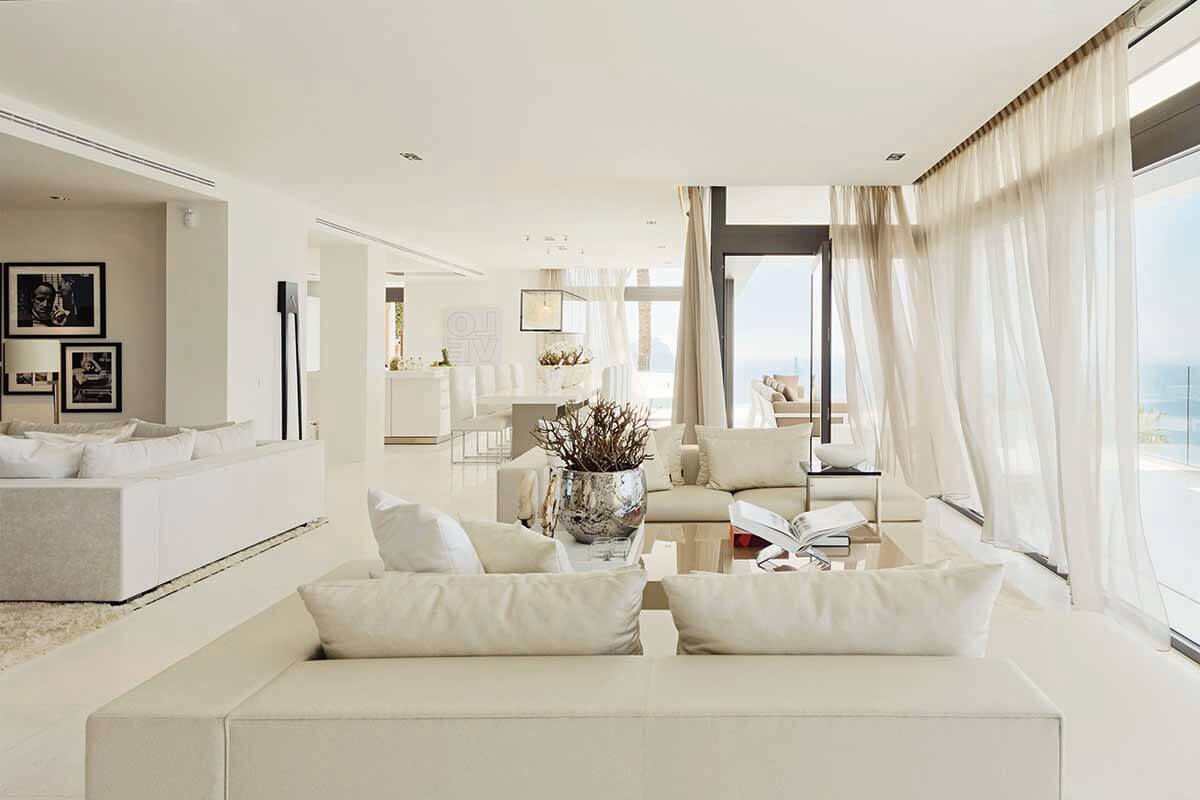 SHEER CURTAINS – THE CUSTOM APPROACH TO A TIMELESS STYLE